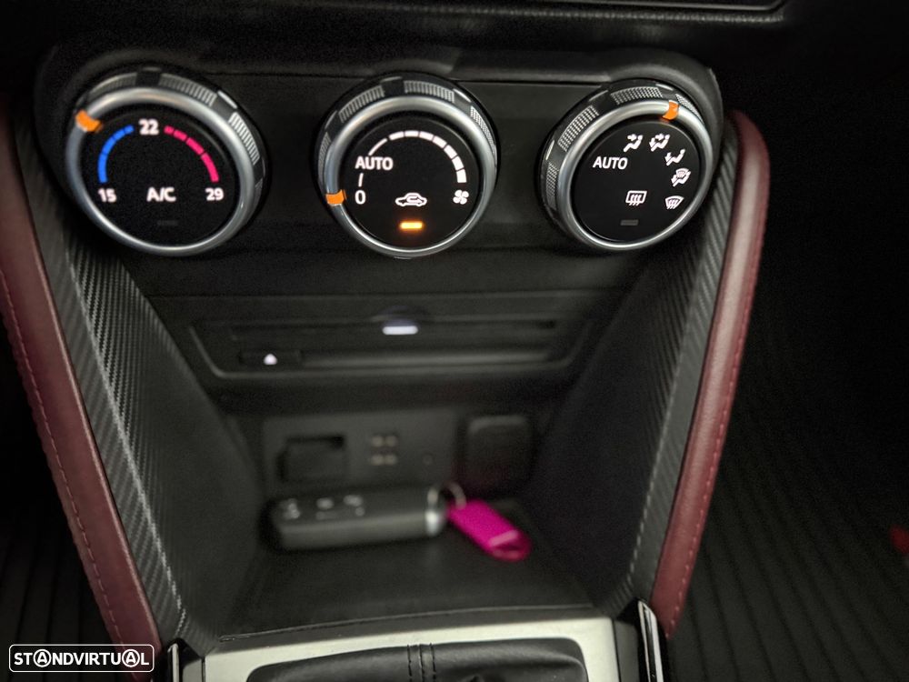 Mazda CX-3 1.5 Sky.Excellence Navi - 21