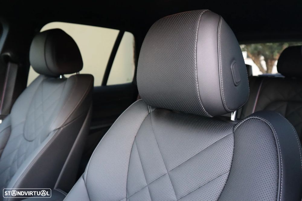 BMW X5 50 e xDrive Edição Desportiva M - 27