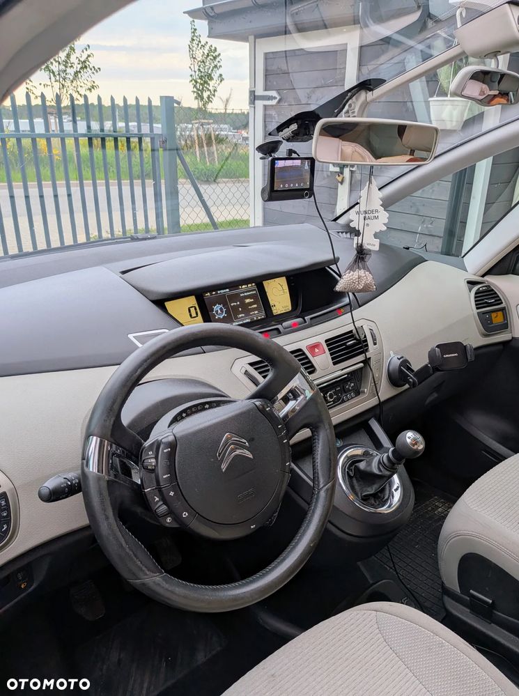 Citroën C4 Picasso 1.6 HDi Impress - 6