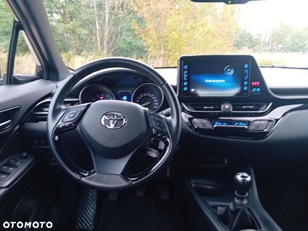 Toyota C-HR 1.2 T GPF Premium - 11