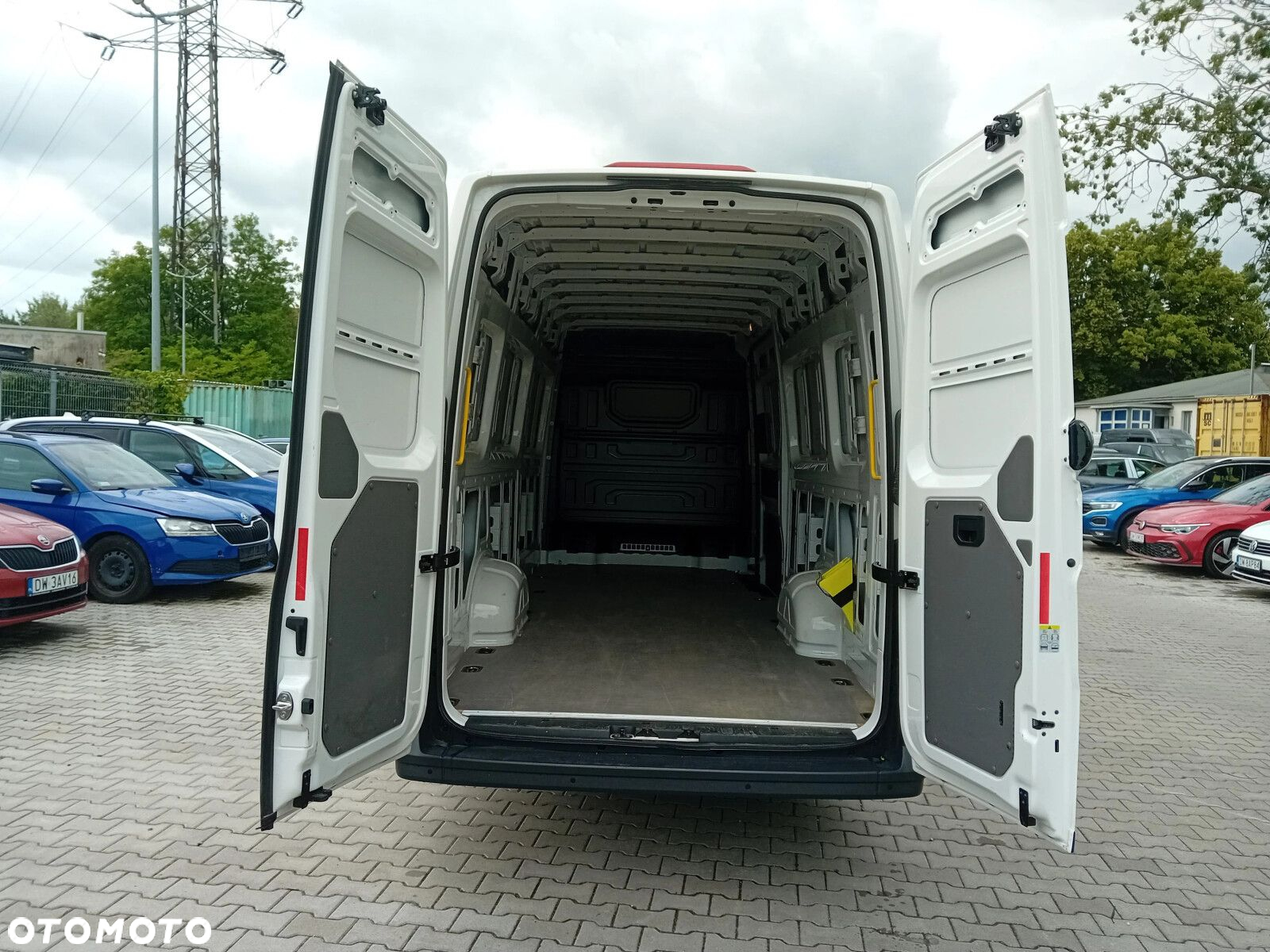 Volkswagen Crafter Furgon - 21