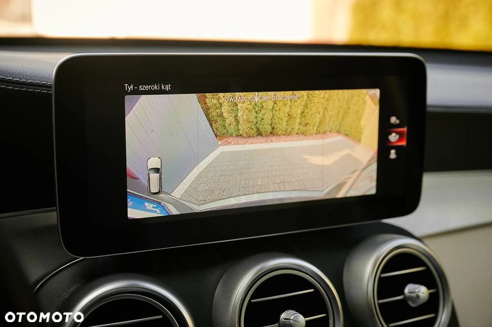 Mercedes-Benz GLC 300 e 4-Matic Business Edition - 33