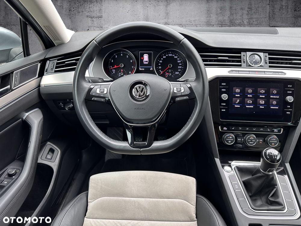 Volkswagen Passat Variant 1.4 TSI ACT (BlueMotion Technology) Highline - 13