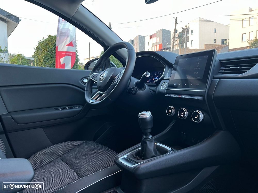 Renault Captur - 16
