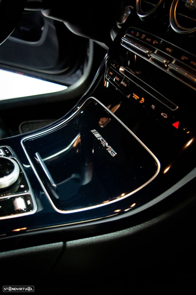 Mercedes-Benz C 63 AMG S - 7