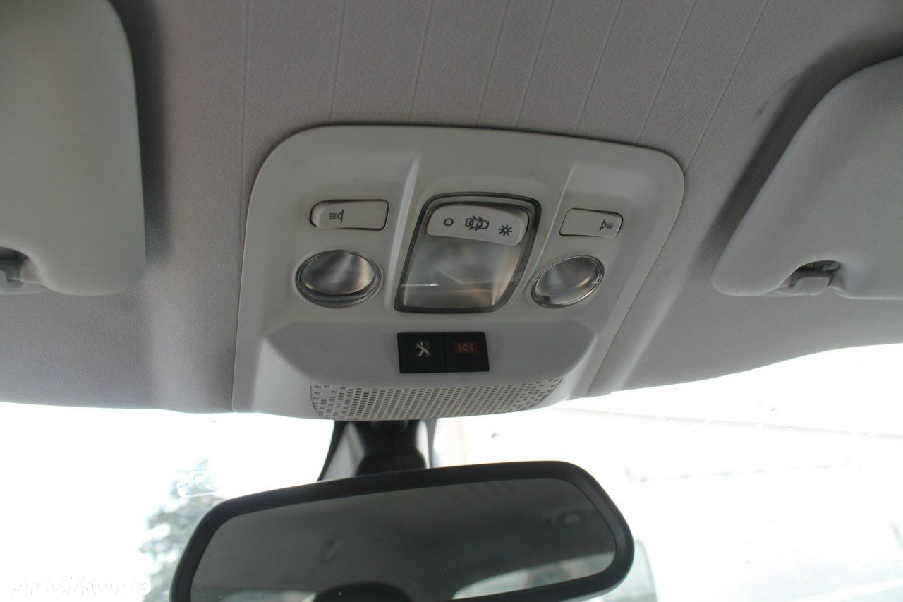 Peugeot 2008 - 16
