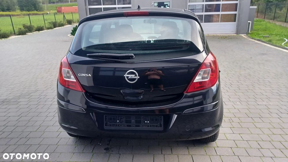 Opel Corsa 1.2 16V 111 - 6