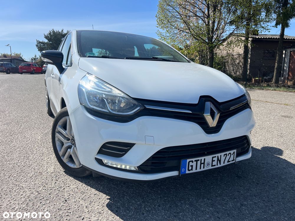 Renault Clio 1.2 16V 75 LIMITED - 14