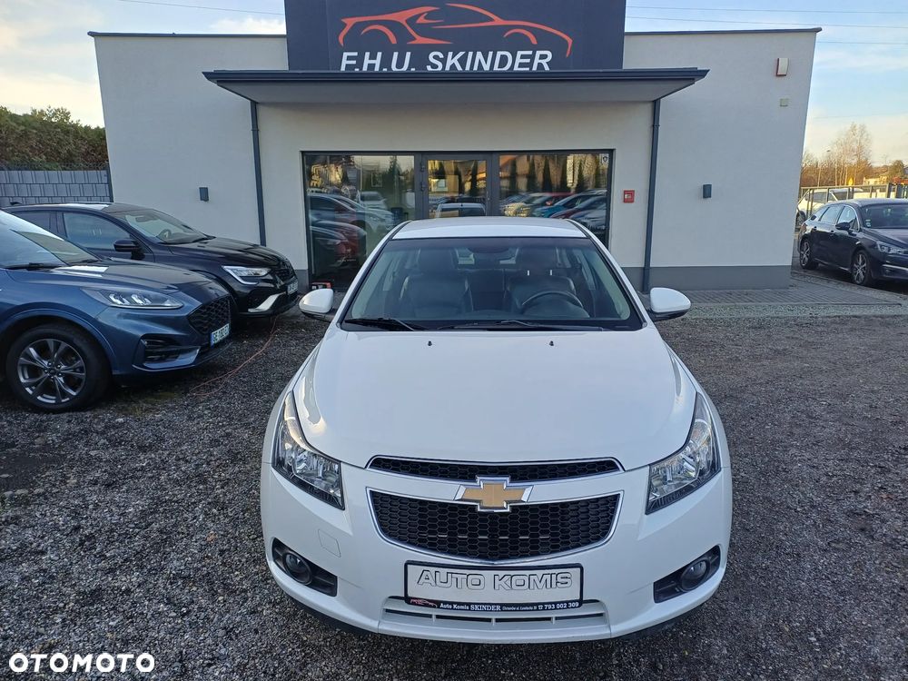Chevrolet Cruze 1.8 LTZ+ - 1