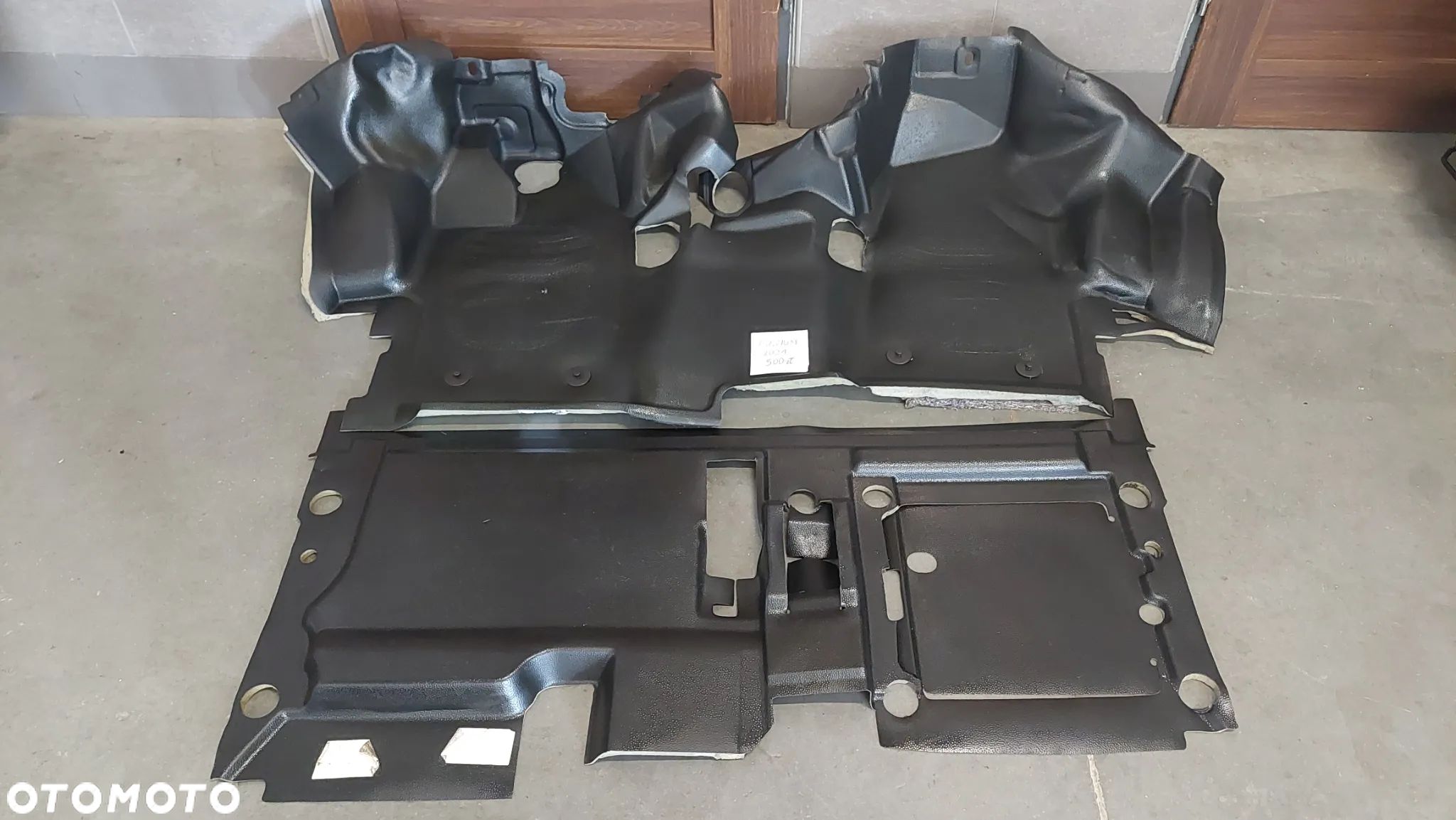 WYKŁADZINA DYWAN FORD TRANSIT CUSTOM EUROPA R2021 KOMPLET - 1