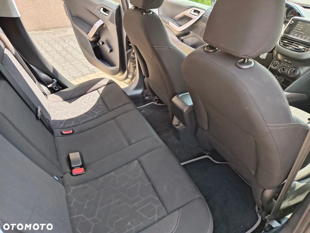 Peugeot 2008 - 23