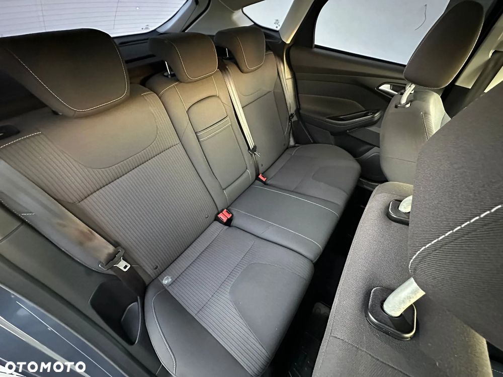 Ford Focus 1.6 TDCi DPF Trend - 30