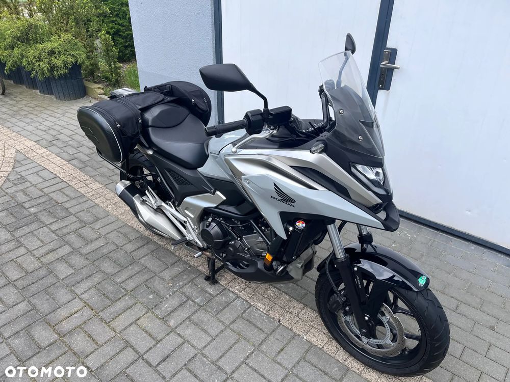 Honda NC - 23