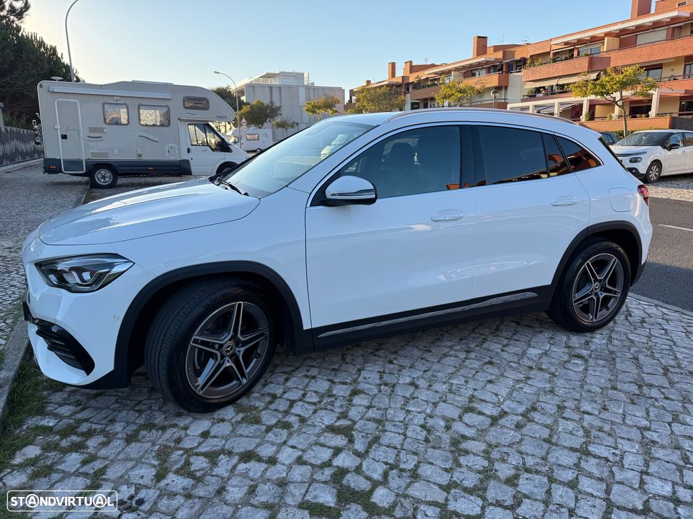 Mercedes-Benz GLA 180 - 4