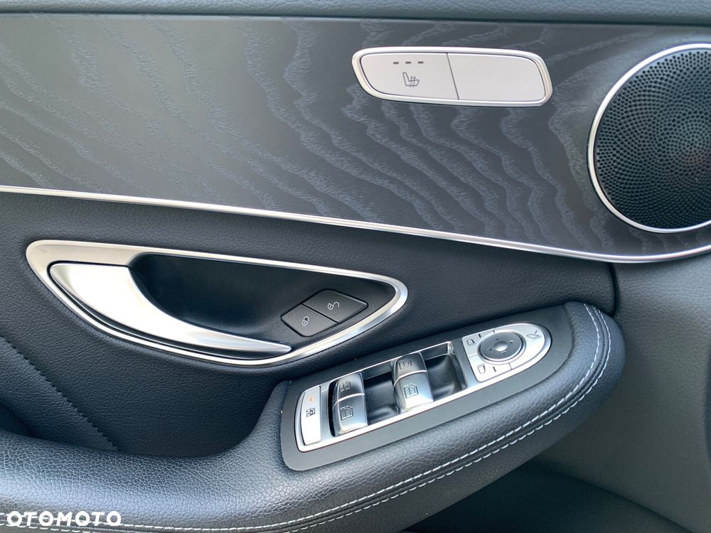 Mercedes-Benz Klasa C 220 d 9G-TRONIC AMG Line - 28