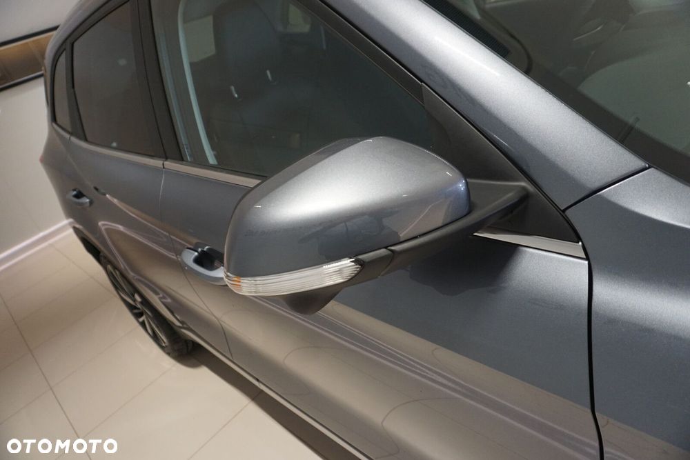 MG ZS Hybrid+ - 17