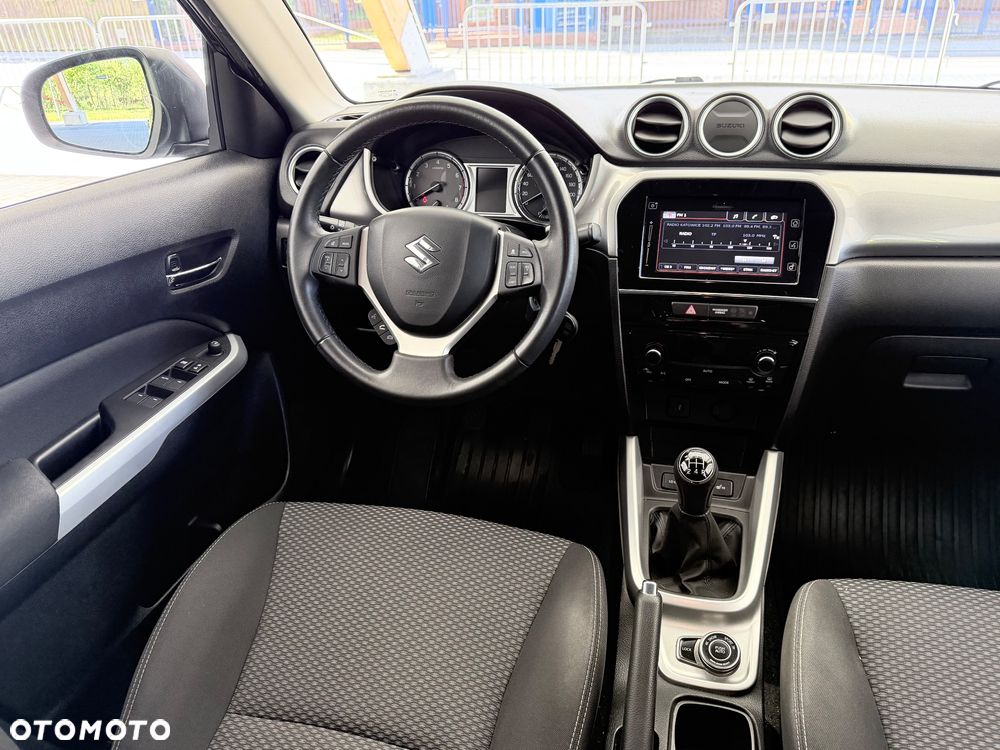 Suzuki Vitara 1.6 (4x4) Allgrip Comfort - 23