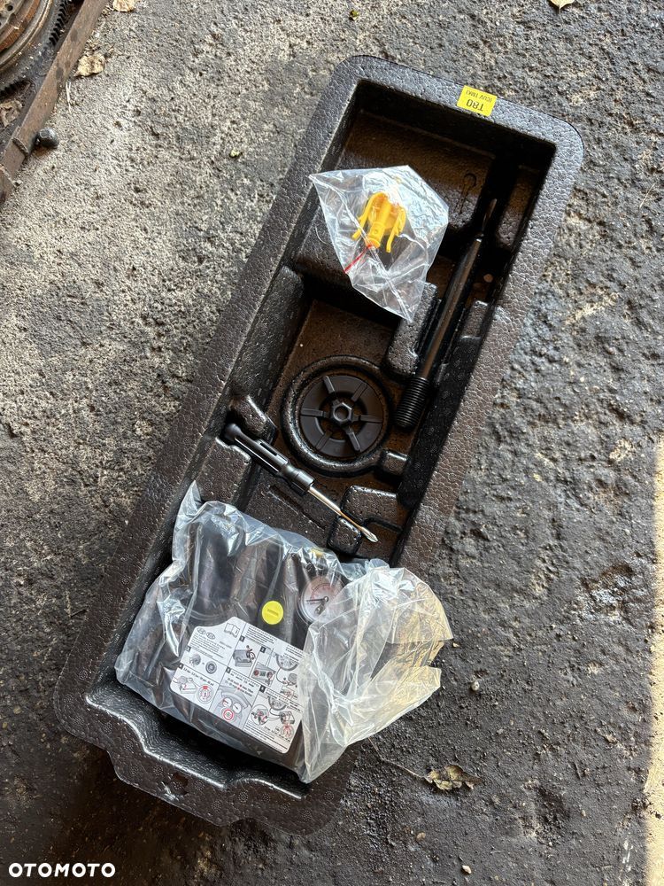 Kia stonic zestaw naprawczy kola kompresor klej komplet