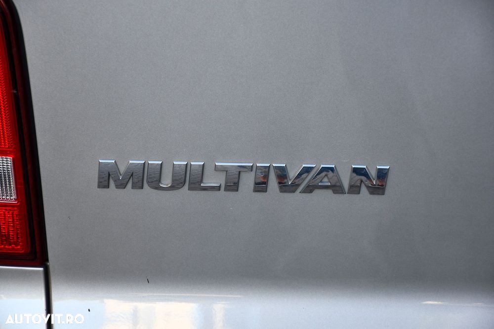 Volkswagen Multivan - 10