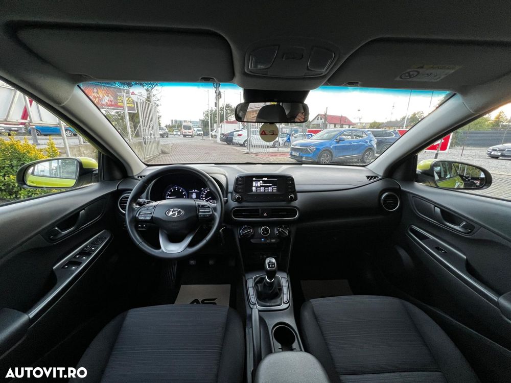 Hyundai KONA - 17