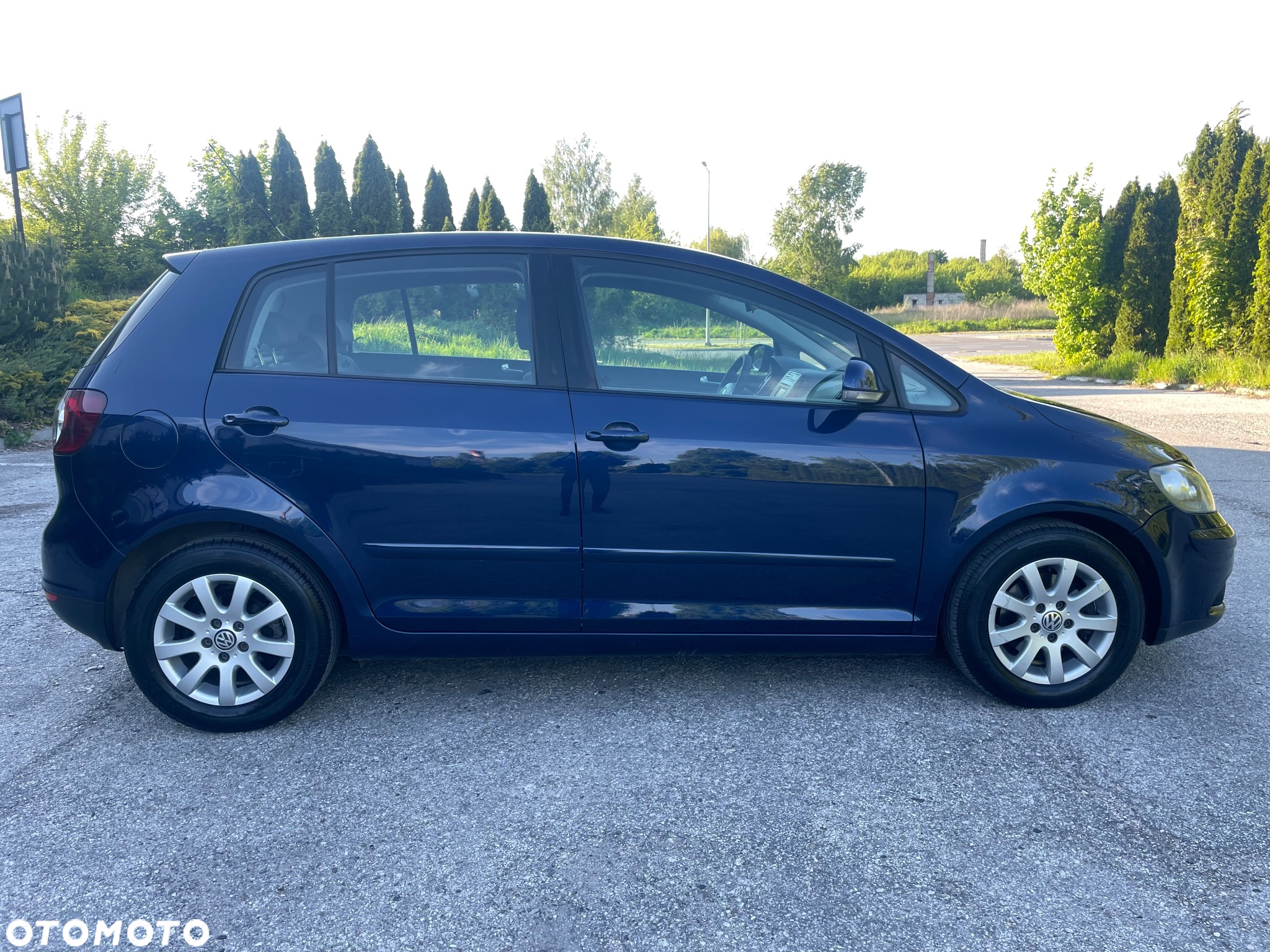 Volkswagen Golf V 1.6 Comfortline - 28