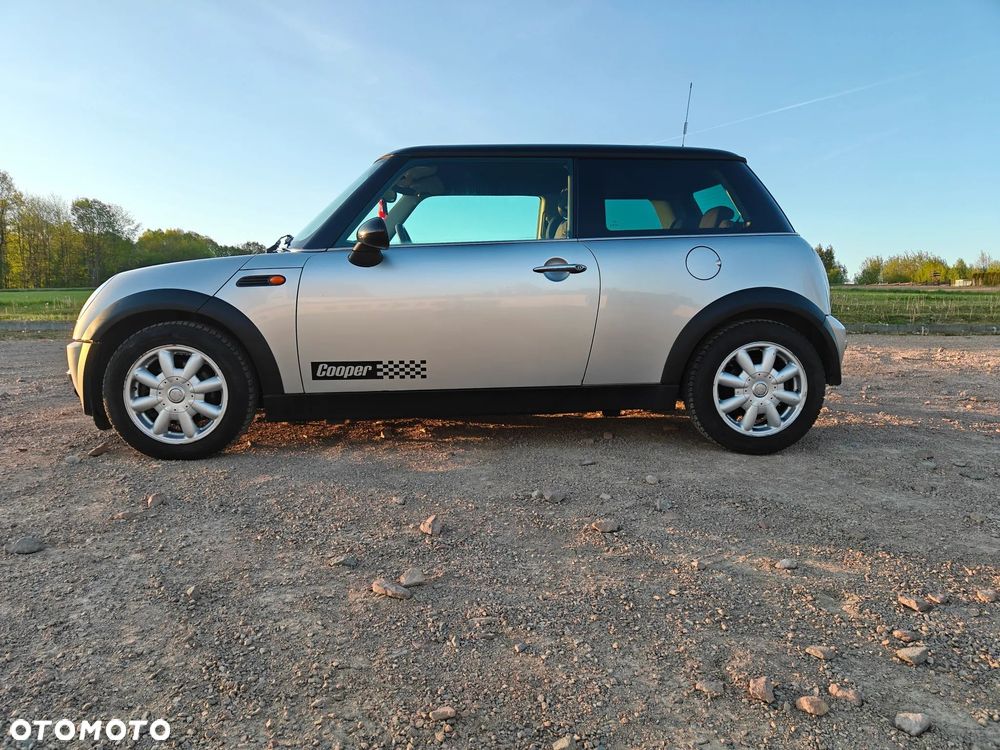 MINI Cooper Standard - 17