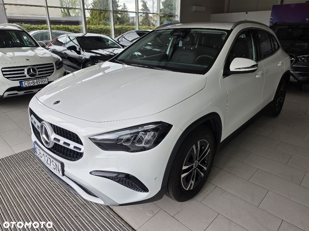 Mercedes-Benz GLA 200 Style - 1