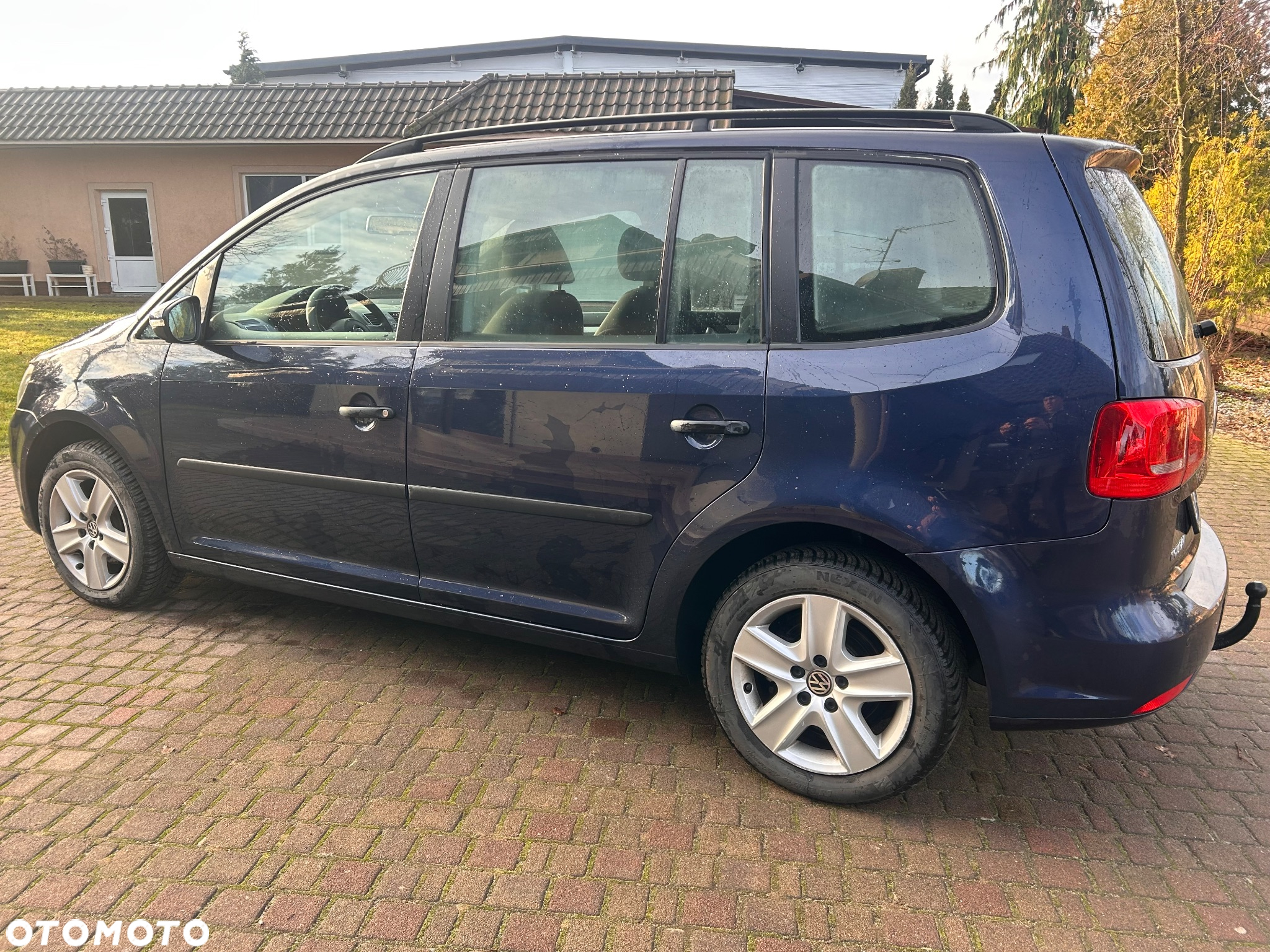 Volkswagen Touran 1.6 TDI DPF BlueMot Comfortline - 5