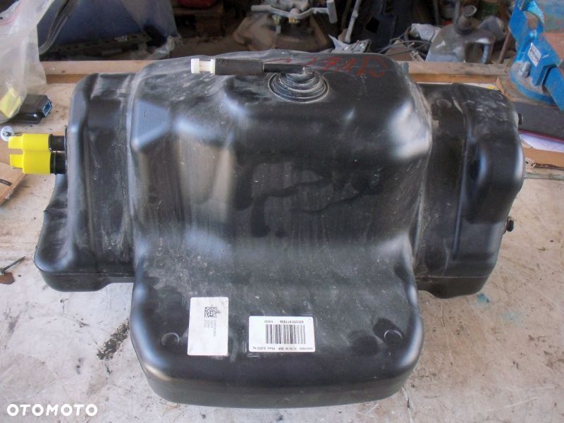 Zbiornik Pompa AdBlue do Iveco Daily 2.3 3,0  2022r - 1