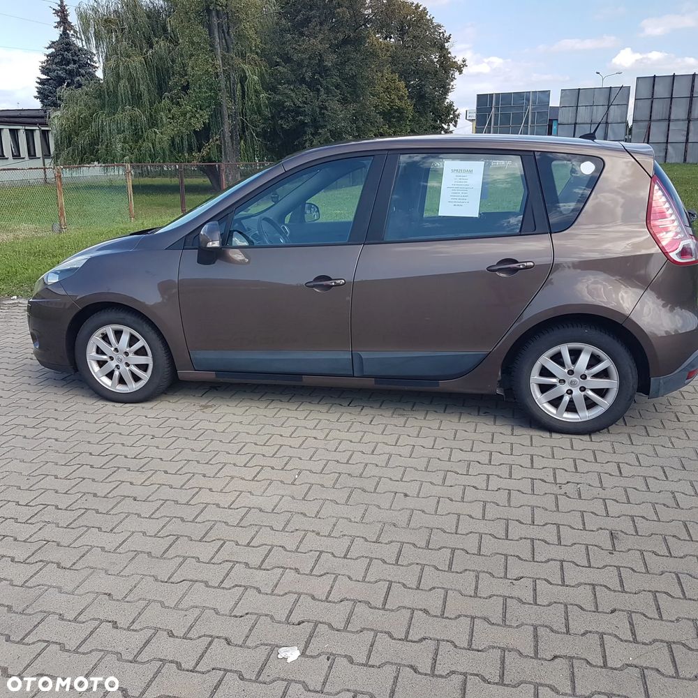 Renault Scenic 1.6 16V 110 Dynamique - 2
