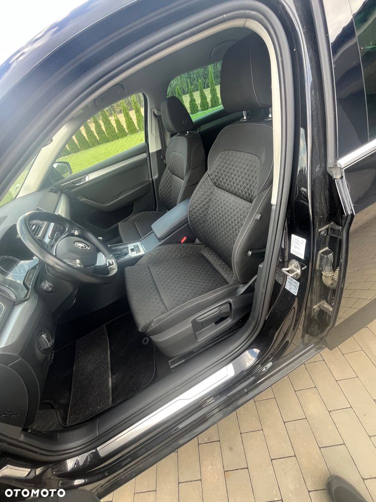 Skoda Superb 2.0 TDI DSG Ambition - 13
