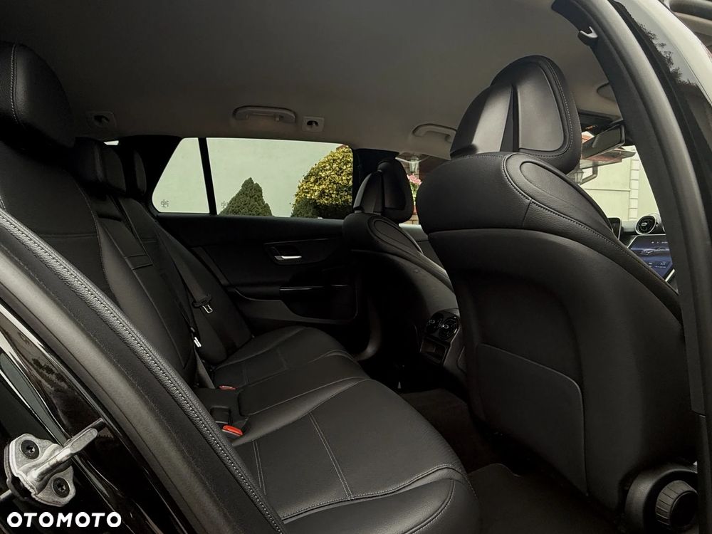 Mercedes-Benz Klasa C 200 d T 9G-TRONIC Edition Avantgarde - 12