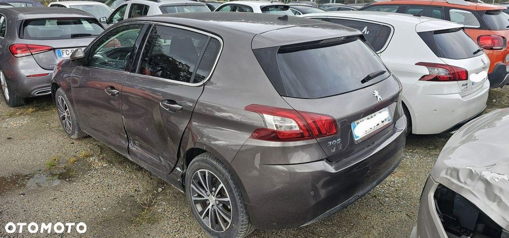 Peugeot 308 - 30