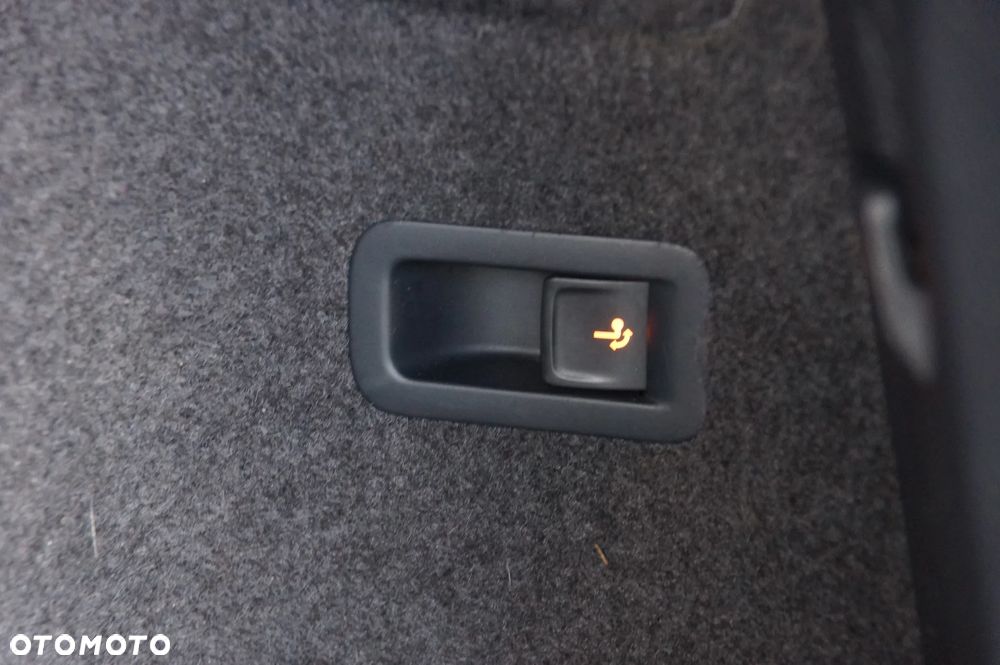 Skoda Karoq 2.0 TDI SCR Style - 34