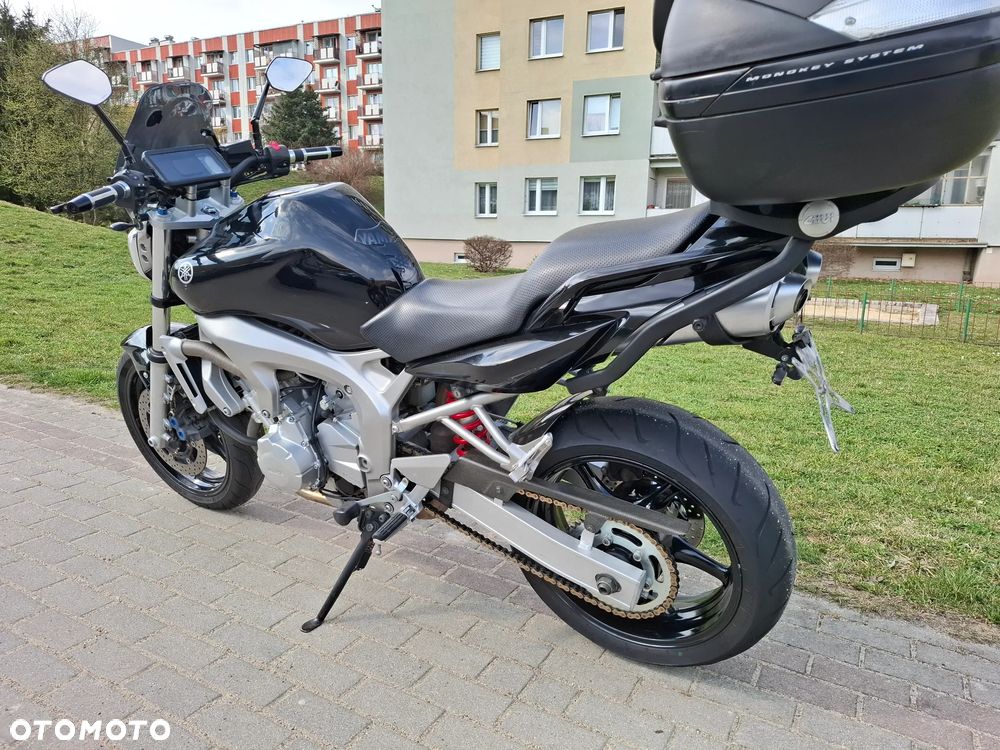 Yamaha FZ6 - 26