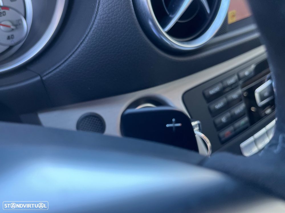 Mercedes-Benz SL 350 Standard - 25