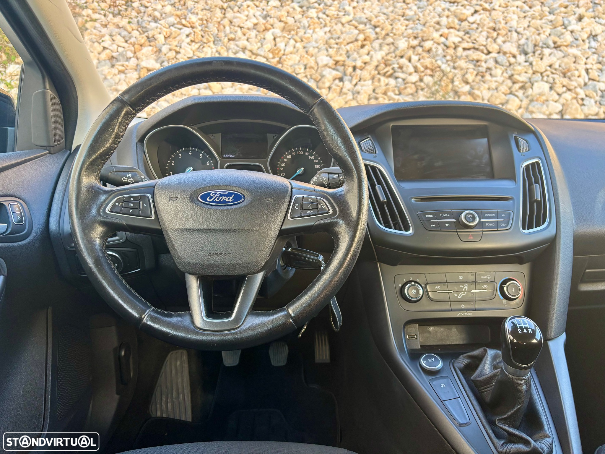 Ford Focus SW 1.0 SCTi Titanium - 26