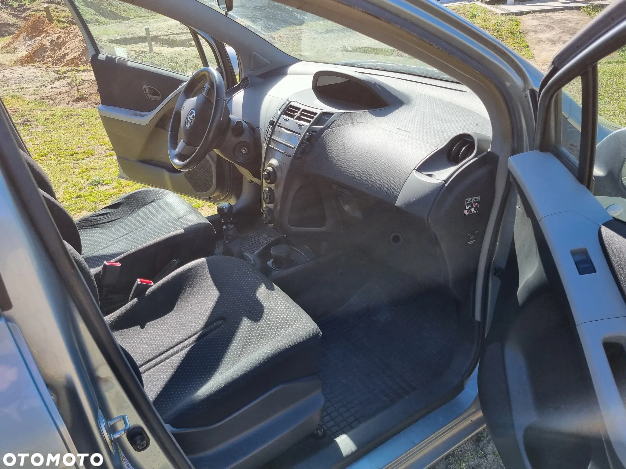 Toyota Yaris - 13