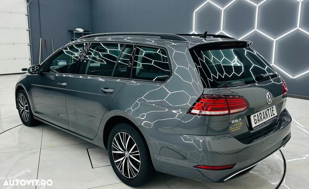 Volkswagen Golf 1.6 TDI SCR DSG Comfortline - 3