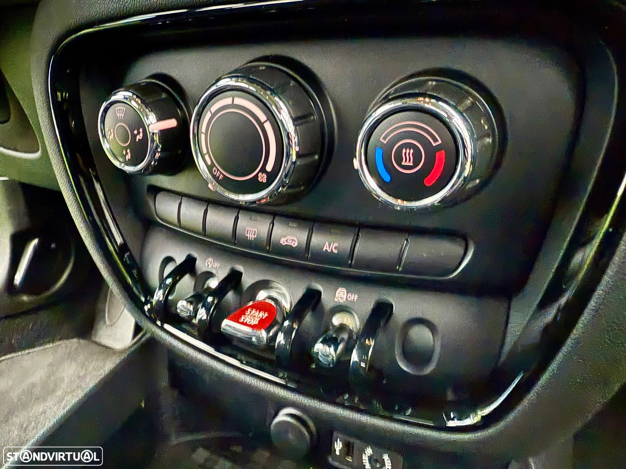 MINI Clubman One D - 44
