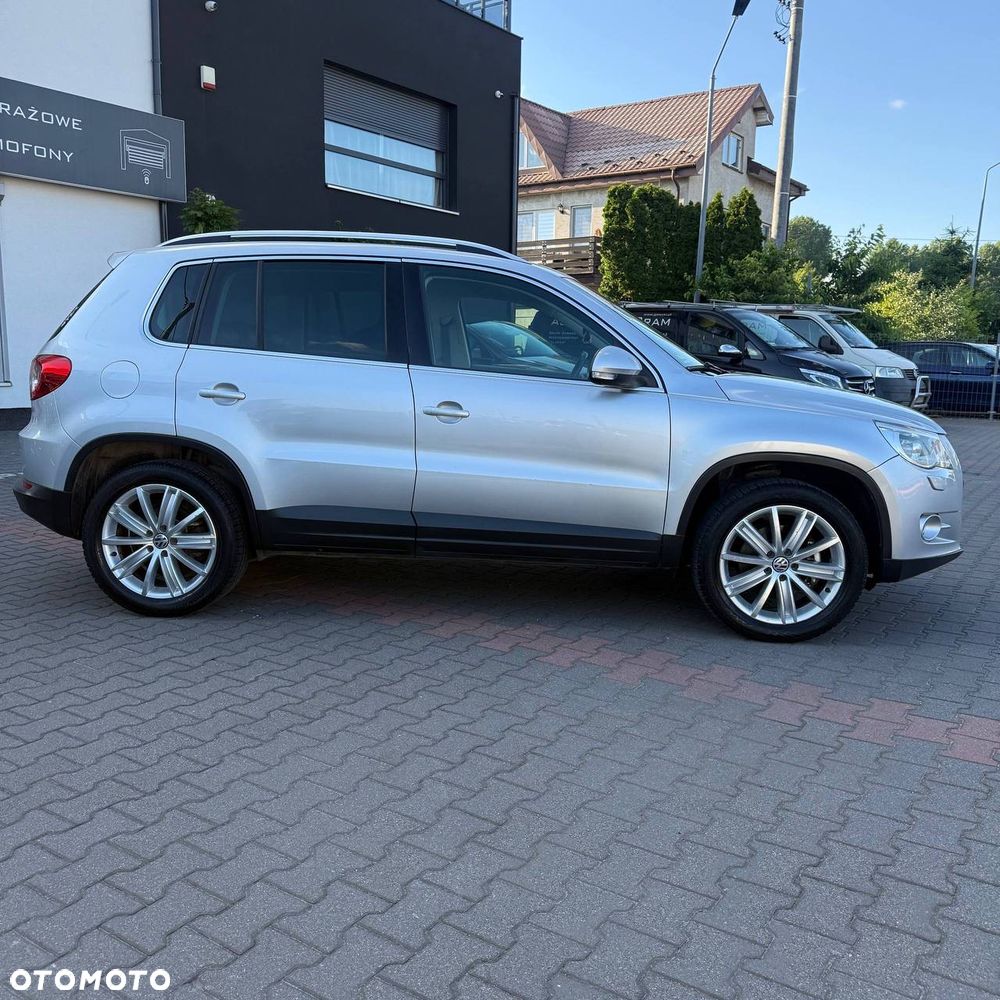 Volkswagen Tiguan - 30