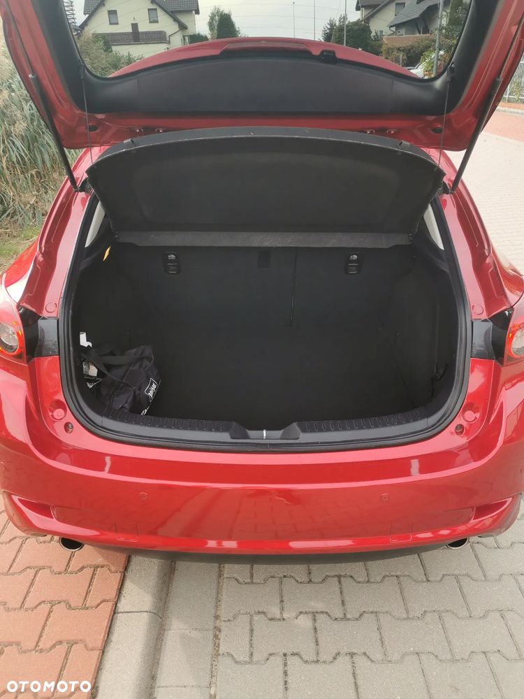 Mazda 3 - 17