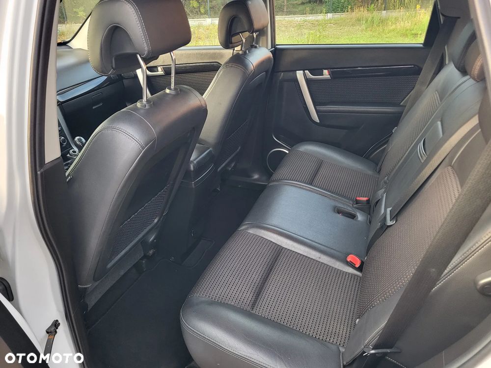 Chevrolet Captiva 2.4 LS FWD - 24