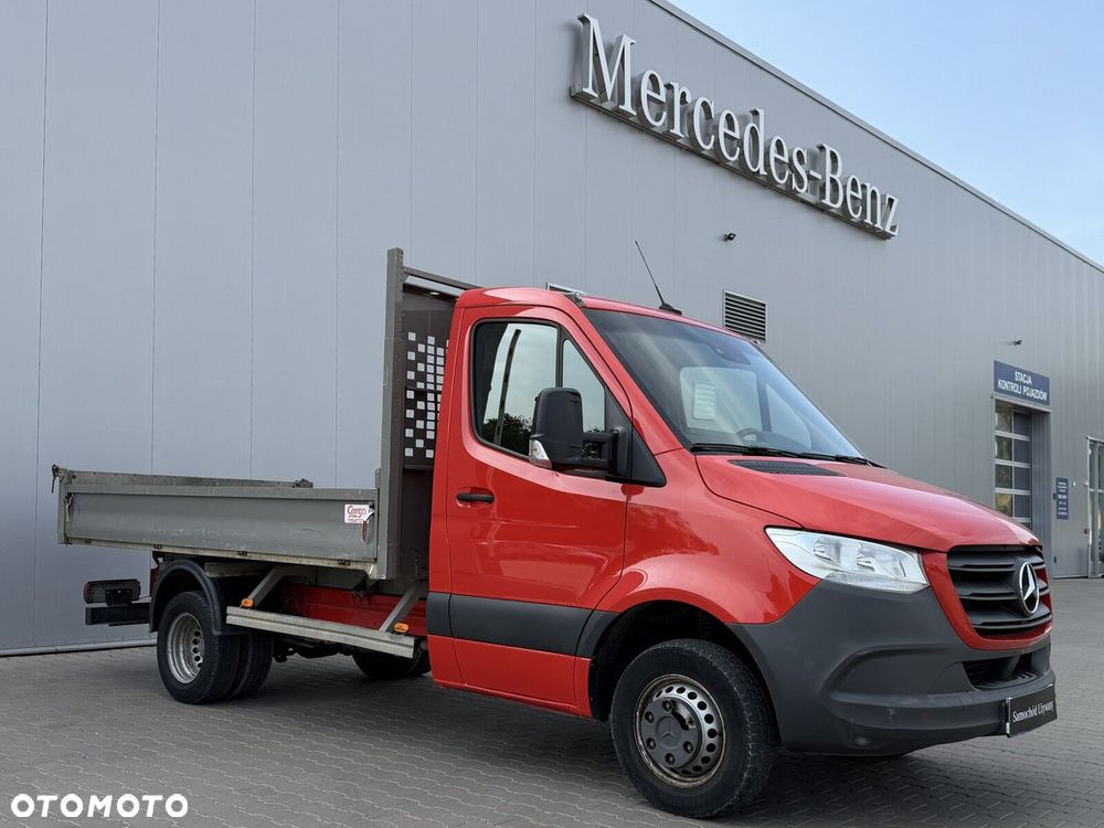 Mercedes-Benz Sprinter - 12
