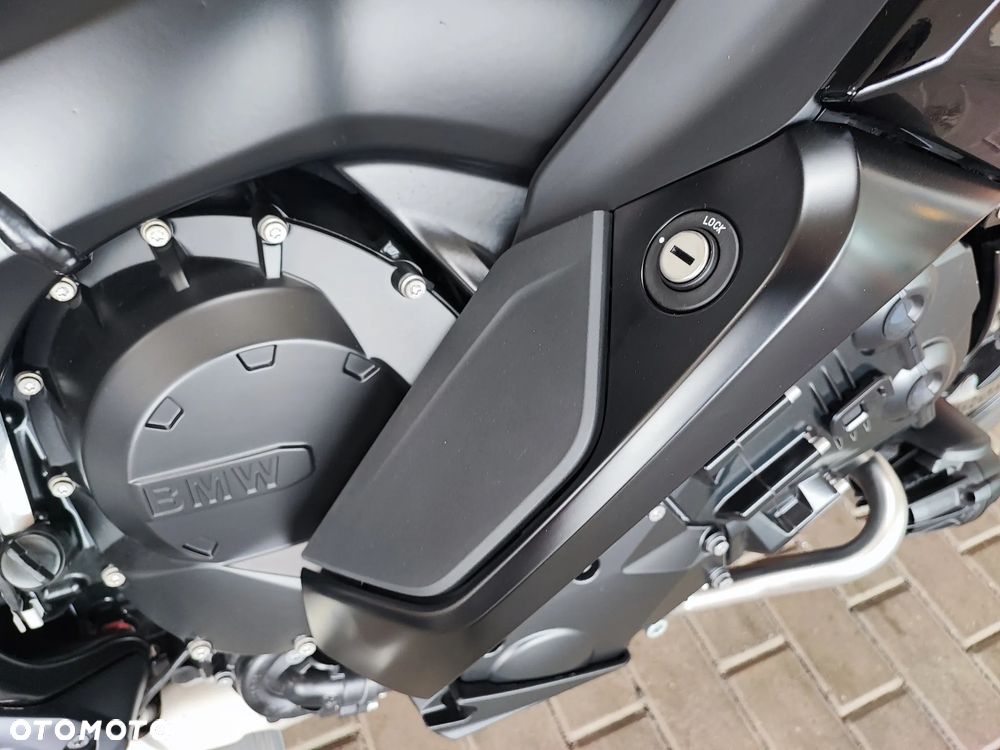 BMW K - 19