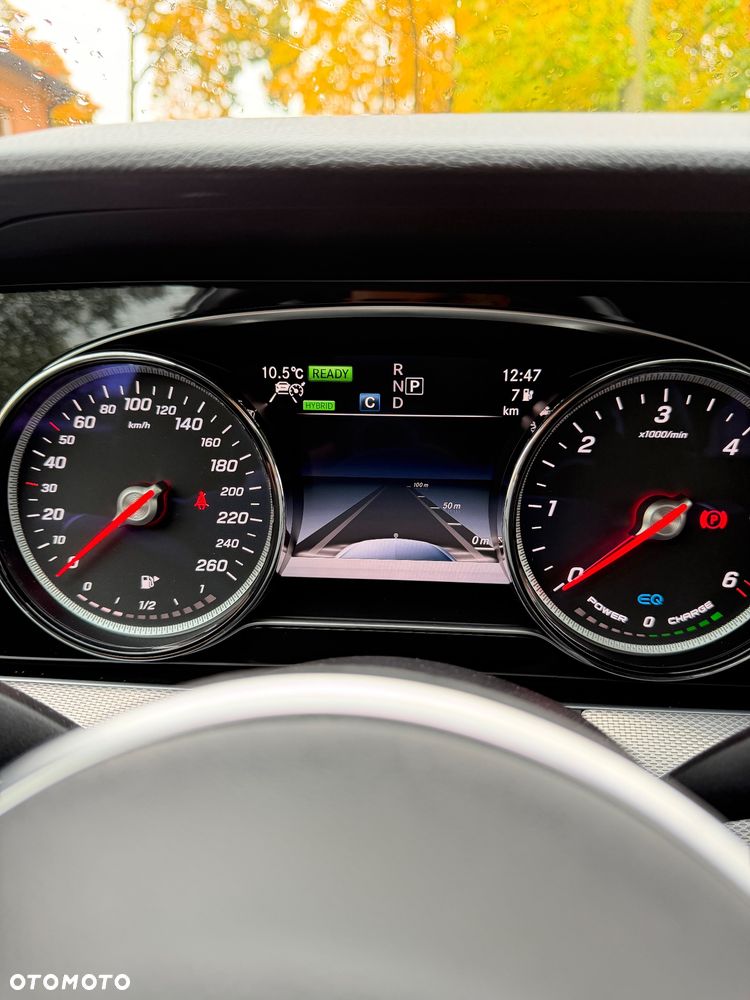 Mercedes-Benz Klasa E 300 de Avantgarde - 24