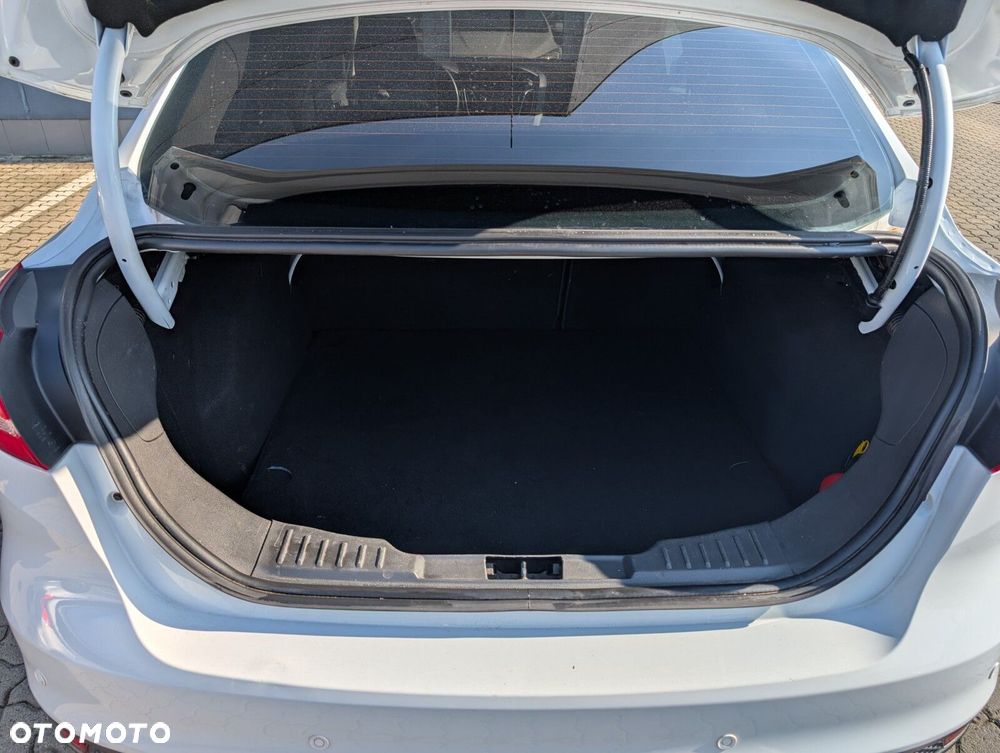 Ford Focus 1.6 Trend - 29