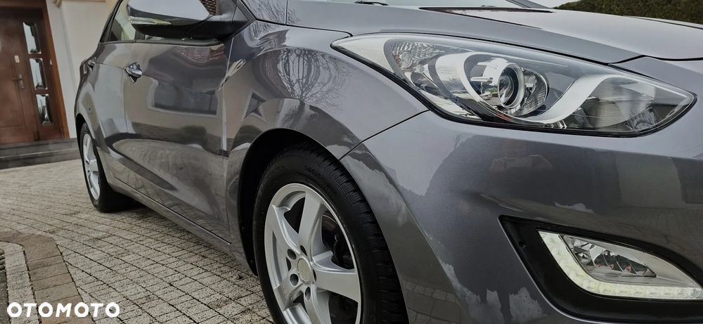 Hyundai i30 1.6 Fifa World Cup Edition - 6