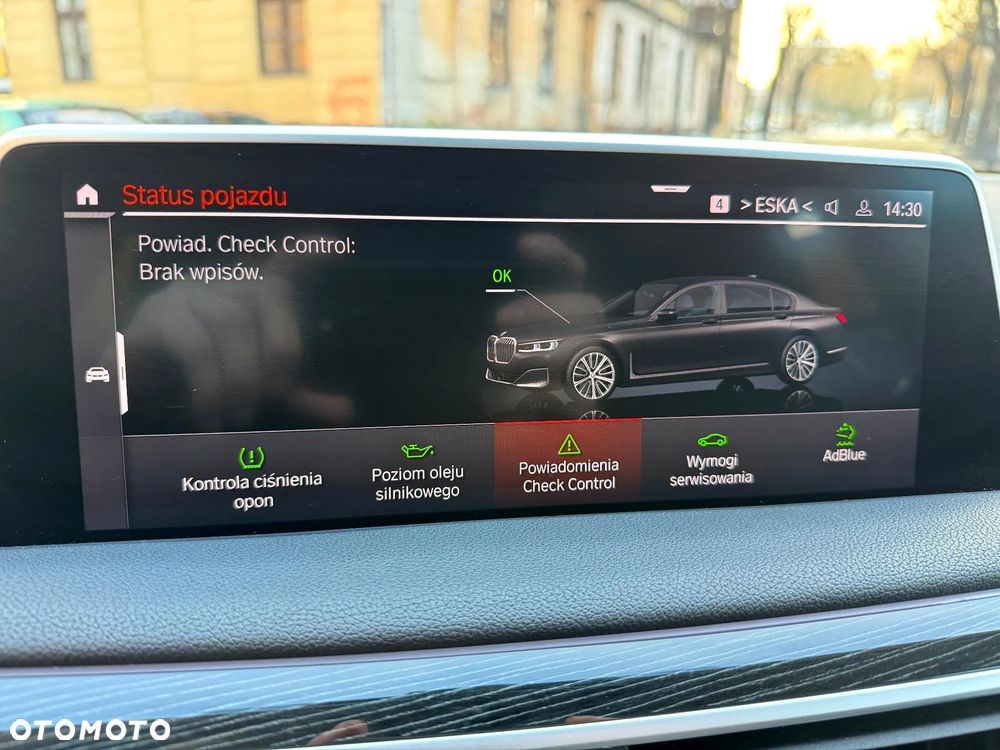 BMW Seria 7 740d xDrive - 38