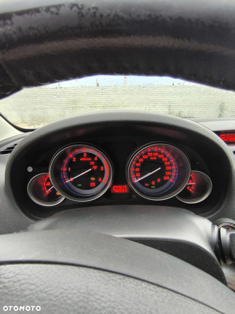 Mazda 6 - 8